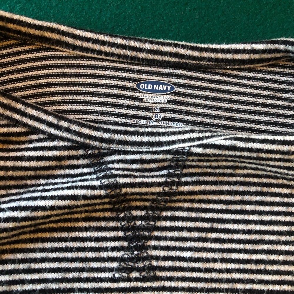 Old navy long sleeved shirt